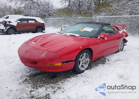 1996 Pontiac Firebird z USA, uszkodzony, nr VIN 2G2FS22K0T2208224